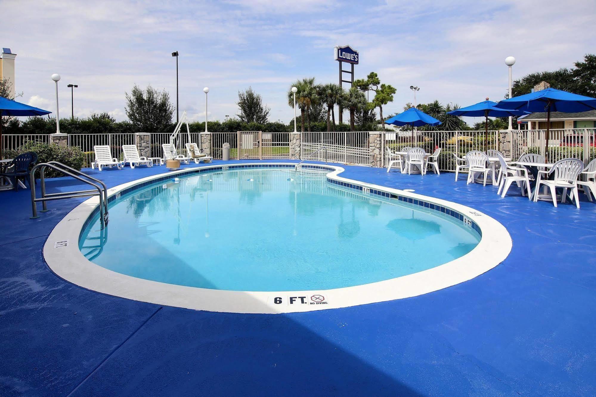 Motel 6 Palm Bay Exterior photo